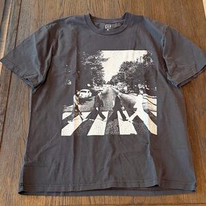 ⭐️NWT Men’s Graphic T Shirt
The Beatles Abbey Road